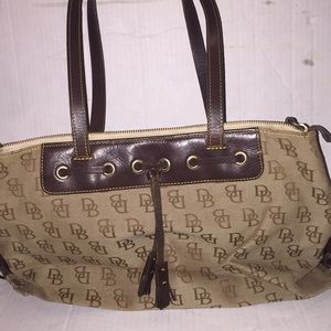 Dooney & Bourke bag